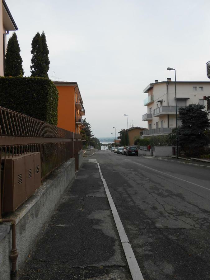 Monolocale A Peschiera Del Garda Vista Lago Lägenhet Exteriör bild